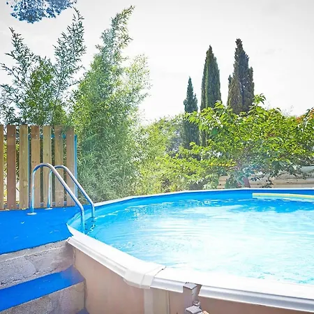 Le Pin - Charmant 2 Pieces Avec Piscine 4personnes Plus Bebe * Saint-Raphaël